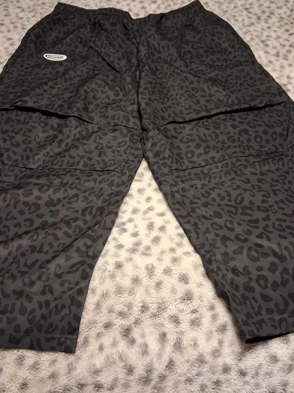 SHEIN Black Leopard-Print Cargo Joggers